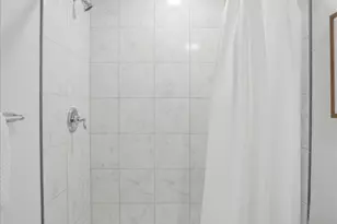 715 Hammonds Ln, Brooklyn, MD 21225 - Photo 19