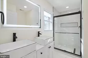 1123 Oak View Dr, Crownsville, MD 21032 - Photo 21