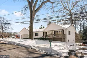 1123 Oak View Dr, Crownsville, MD 21032 - Photo 3