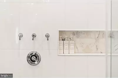 1915 Towne Centre Boulevard #406, Annapolis, MD 21401 - Photo 31