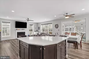 2918 Quarry Cir, Odenton, MD 21113 - Photo 17