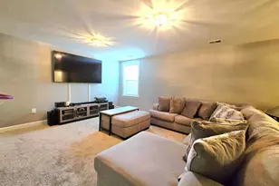 3418 Carriage Walk Ct, Laurel, MD 20724 - Photo 41