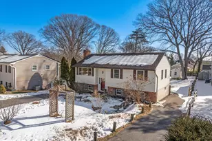 1045 St Margarets Dr, Annapolis, MD 21409 - Photo 3