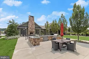 512 Pebblebrook Ln, Glen Burnie, MD 21060 - Photo 47