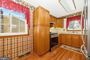 7991 Perthshire Path, Glen Burnie, MD 21061 - Photo 15