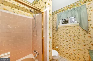 7991 Perthshire Path, Glen Burnie, MD 21061 - Photo 25