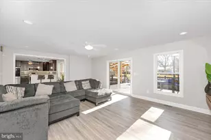 241 Armstrong Ln, Pasadena, MD 21122 - Photo 17