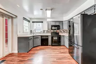 1301 Water Oak Dr, Pasadena, MD 21122 - Photo 7