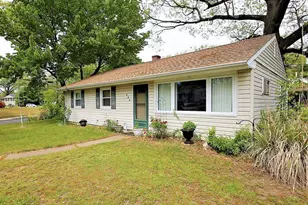 762 224th St, Pasadena, MD 21122 - Photo 1