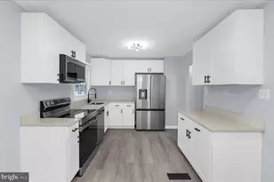 902 Winterhaven Cir, Gambrills, MD 21054 - Photo 11