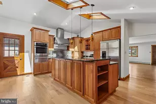 326 Cedar Ln, Annapolis, MD 21403 - Photo 15