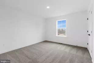 5729 Howard Dr, Glen Burnie, MD 21061 - Photo 23