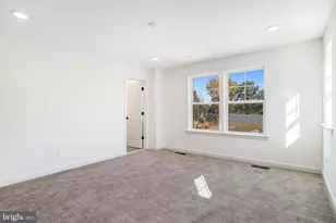 5729 Howard Dr, Glen Burnie, MD 21061 - Photo 33