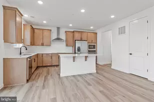 5729 Howard Dr, Glen Burnie, MD 21061 - Photo 11