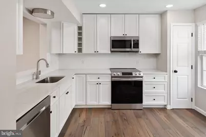 1711 Glebe Creek Way, Odenton, MD 21113 - Photo 5