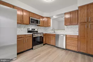 508 Greencrest Ln, Odenton, MD 21113 - Photo 5