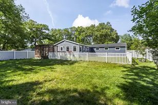 8005 Woodholme Cir, Pasadena, MD 21122 - Photo 5