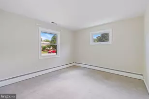 8005 Woodholme Cir, Pasadena, MD 21122 - Photo 19