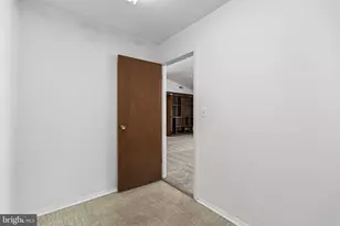 8005 Woodholme Cir, Pasadena, MD 21122 - Photo 27