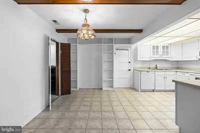 8005 Woodholme Circle, Pasadena, MD 21122 - Photo 11
