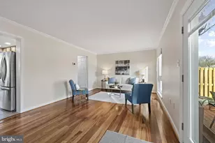 2004 Cambridge Dr, Crofton, MD 21114 - Photo 3