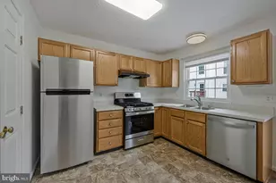 8316 Widgeon Pl, Laurel, MD 20724 - Photo 11