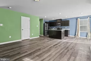 211 Grn Rdg Ln, Glen Burnie, MD 21060 - Photo 9