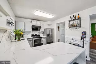 128 Cottage Grove Dr, Pasadena, MD 21122 - Photo 13