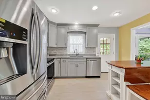 1202 Hillcreek Rd, Pasadena, MD 21122 - Photo 13