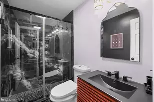 7707 Lake Cir, Pasadena, MD 21122 - Photo 21