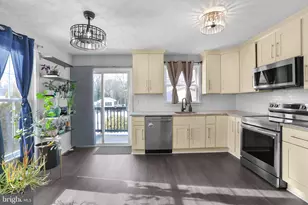 7707 Lake Cir, Pasadena, MD 21122 - Photo 5