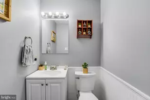 8122 Mountain View Cir, Pasadena, MD 21122 - Photo 19