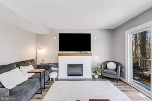 8122 Mountain View Cir, Pasadena, MD 21122 - Photo 17