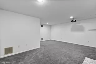 758 Howards Loop, Annapolis, MD 21401 - Photo 33