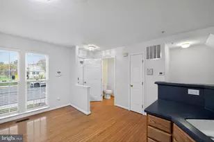 1524 Falling Brook Ct, Odenton, MD 21113 - Photo 5