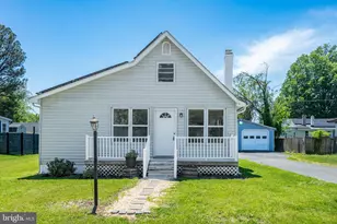 3718 4th Ave, Edgewater, MD 21037 - Photo 1