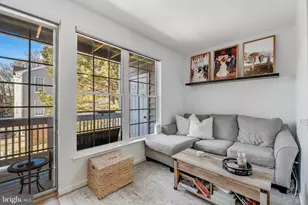 2006 Peggy Stewart Way, Annapolis, MD 21401 - Photo 5