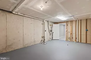 454 Renfro Ct, Glen Burnie, MD 21060 - Photo 17