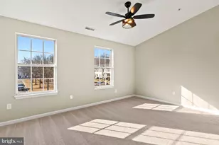 454 Renfro Ct, Glen Burnie, MD 21060 - Photo 9