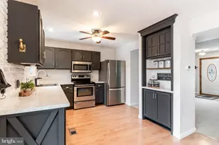 8561 Kim Marie Ct, Pasadena, MD 21122 - Photo 11