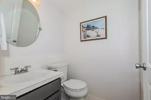 1555 Crofton Pkwy, Crofton, MD 21114 - Photo 35