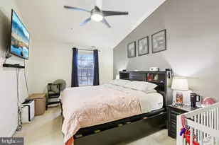 7512 Goldfinch Ct, Glen Burnie, MD 21060 - Photo 9