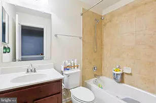 7512 Goldfinch Ct, Glen Burnie, MD 21060 - Photo 15