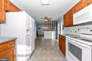 719 203rd St, Pasadena, MD 21122 - Photo 17