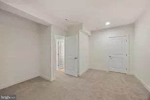 819 Janice Dr, Annapolis, MD 21403 - Photo 35