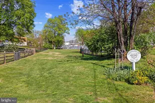819 Janice Dr, Annapolis, MD 21403 - Photo 37