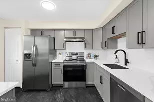 8214 Shady Nook Ct, Pasadena, MD 21122 - Photo 3