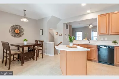 7254 Mockingbird Circle, Glen Burnie, MD 21060 - Photo 5