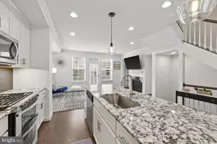 706 Agnes Dorsey Pl, Annapolis, MD 21401 - Photo 11