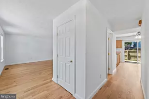 7756 Everd Ave, Pasadena, MD 21122 - Photo 17